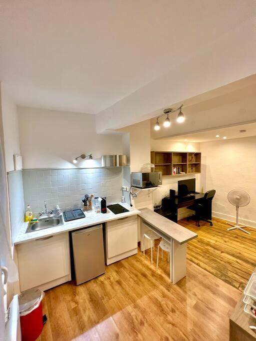 Studio Quartier Prise Des Carmes Тулуза Екстериор снимка